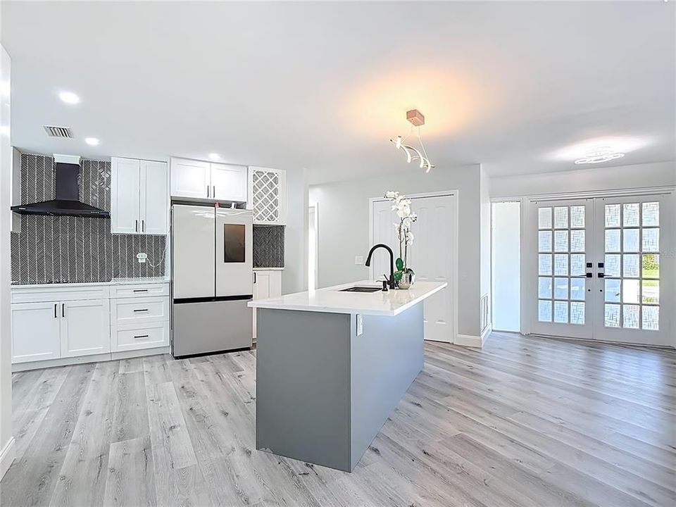 En Venta: $1,197,000 (3 camas, 3 baños, 2240 Pies cuadrados)