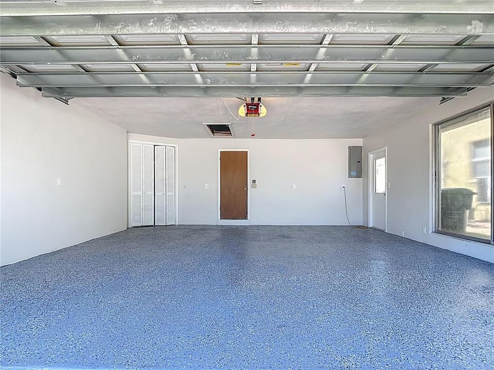 En Venta: $1,197,000 (3 camas, 3 baños, 2240 Pies cuadrados)