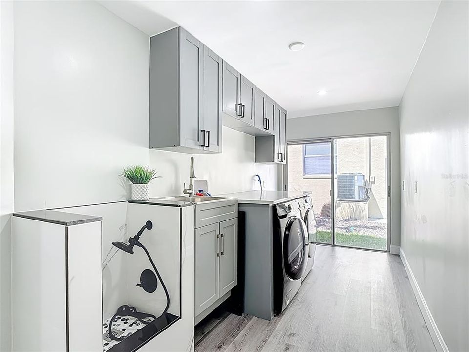 En Venta: $1,197,000 (3 camas, 3 baños, 2240 Pies cuadrados)