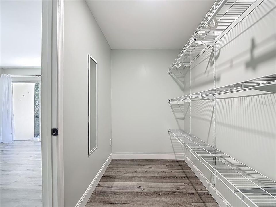 En Venta: $1,197,000 (3 camas, 3 baños, 2240 Pies cuadrados)