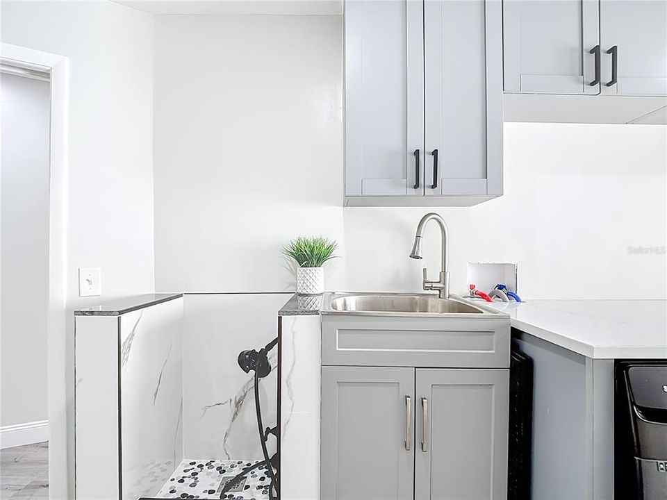 En Venta: $1,197,000 (3 camas, 3 baños, 2240 Pies cuadrados)