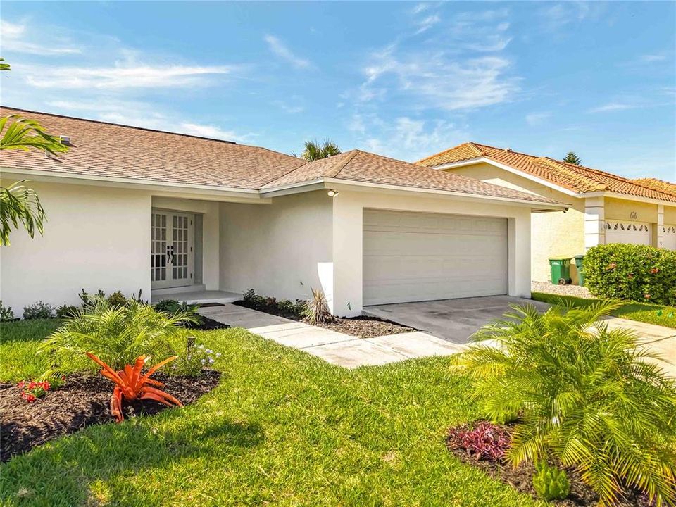 En Venta: $1,197,000 (3 camas, 3 baños, 2240 Pies cuadrados)