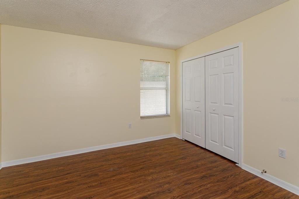 For Sale: $449,000 (6 beds, 4 baths, 2934 Square Feet)