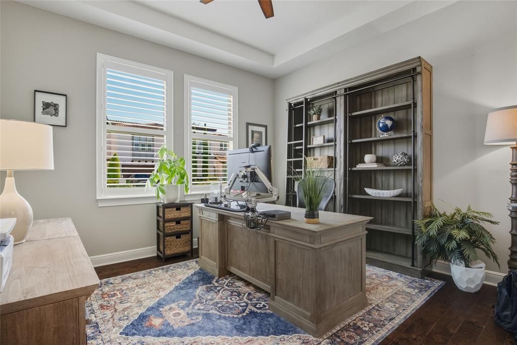 Activo con contrato: $1,350,000 (4 camas, 4 baños, 3665 Pies cuadrados)