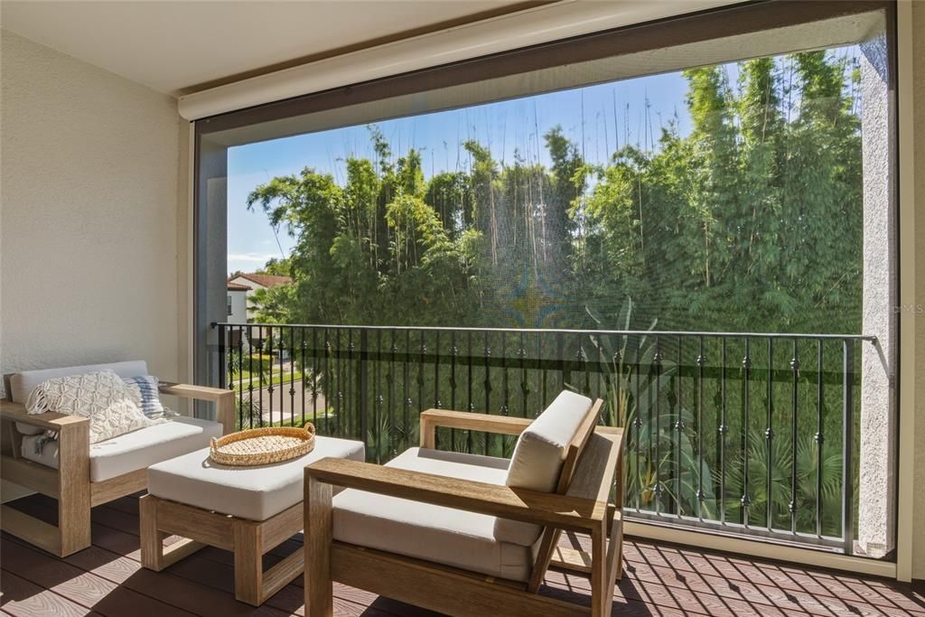 Activo con contrato: $1,350,000 (4 camas, 4 baños, 3665 Pies cuadrados)