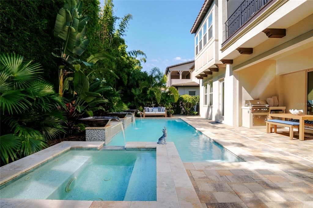 Activo con contrato: $1,350,000 (4 camas, 4 baños, 3665 Pies cuadrados)