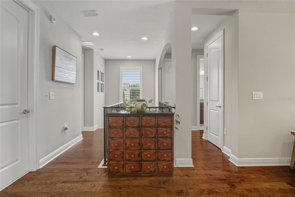 Activo con contrato: $1,350,000 (4 camas, 4 baños, 3665 Pies cuadrados)