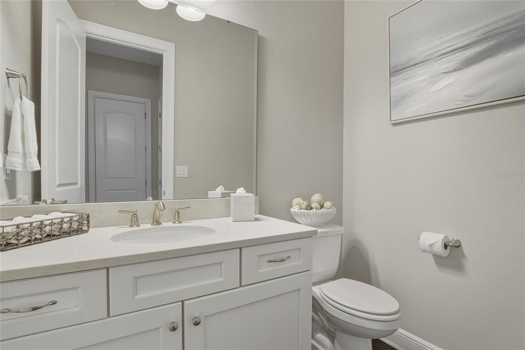 Activo con contrato: $1,350,000 (4 camas, 4 baños, 3665 Pies cuadrados)