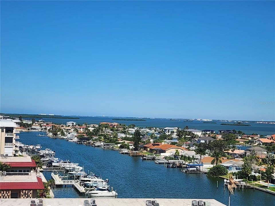 待售: $475,000 (2 贝兹, 2 浴室, 966 平方英尺)