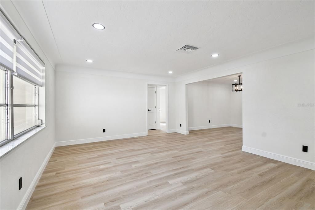 В аренду: $3,500 (4 спален, 2 ванн, 2193 Квадратных фут)