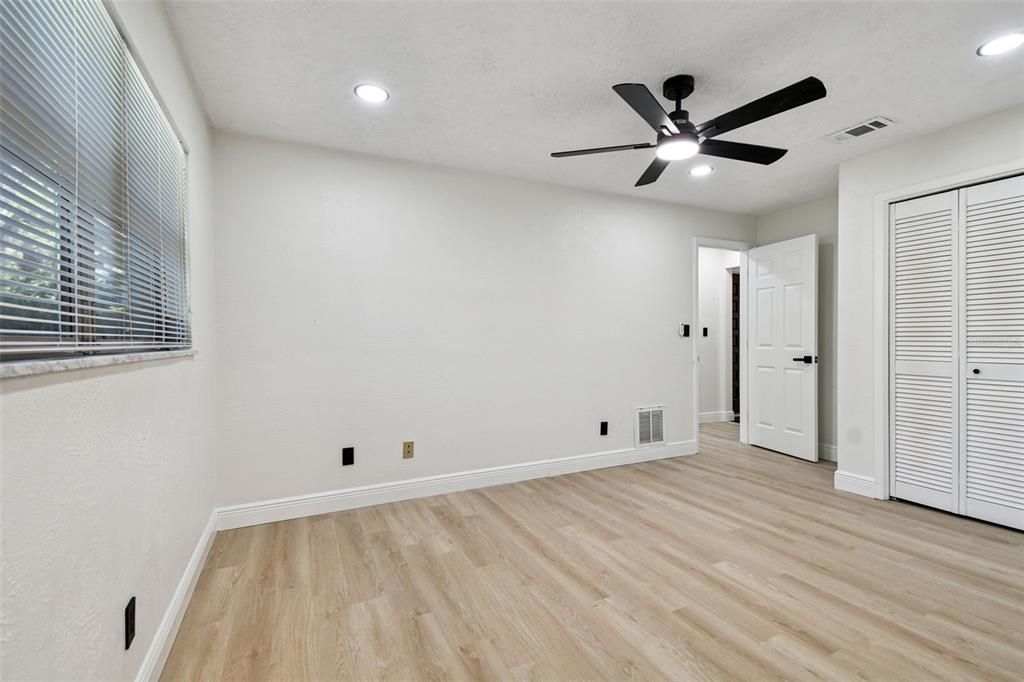 В аренду: $3,500 (4 спален, 2 ванн, 2193 Квадратных фут)