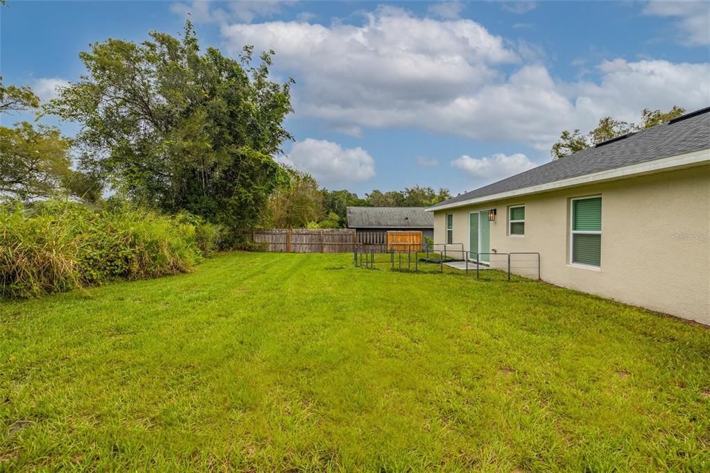 For Sale: $330,000 (3 beds, 2 baths, 1354 Square Feet)