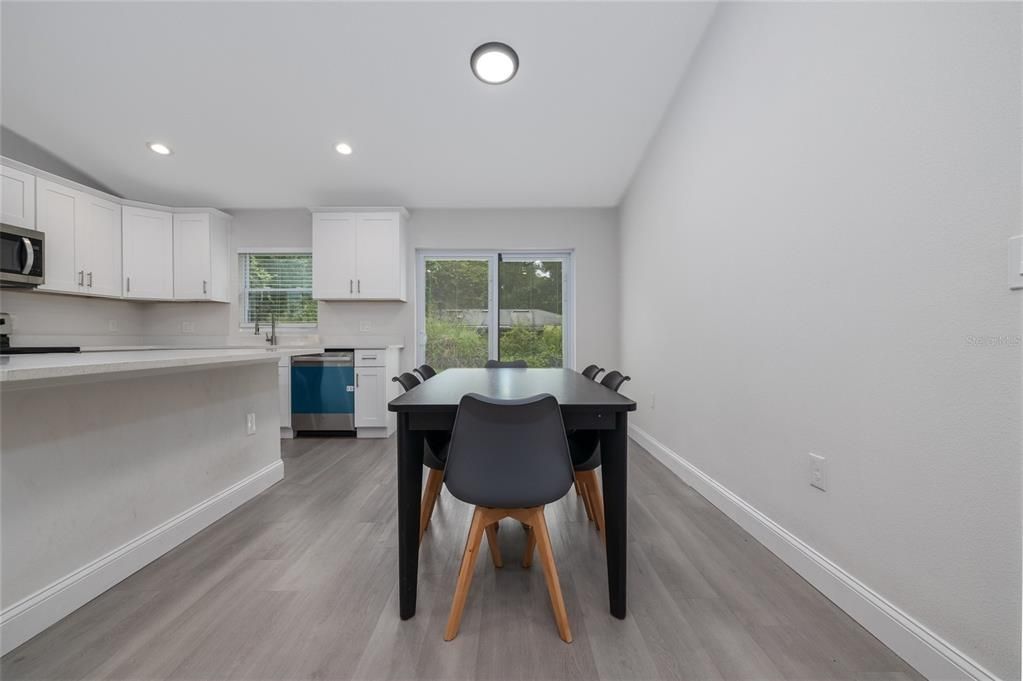 For Sale: $330,000 (3 beds, 2 baths, 1354 Square Feet)