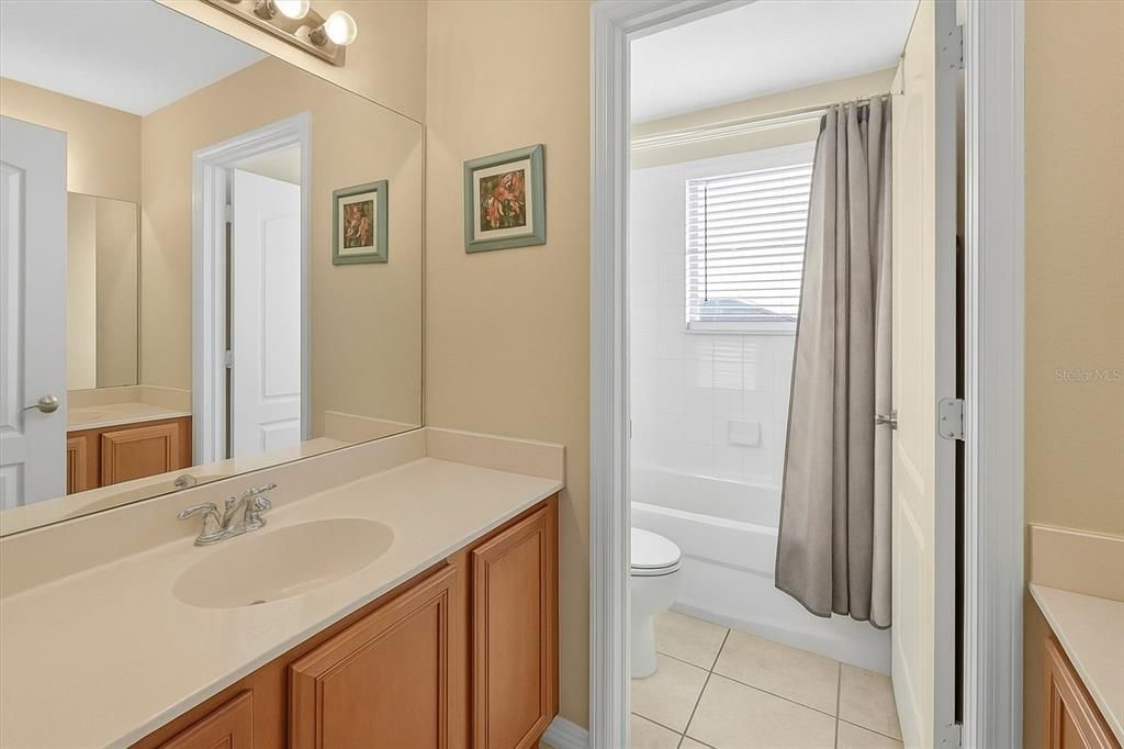 На продажу: $449,000 (5 спален, 3 ванн, 2807 Квадратных фут)