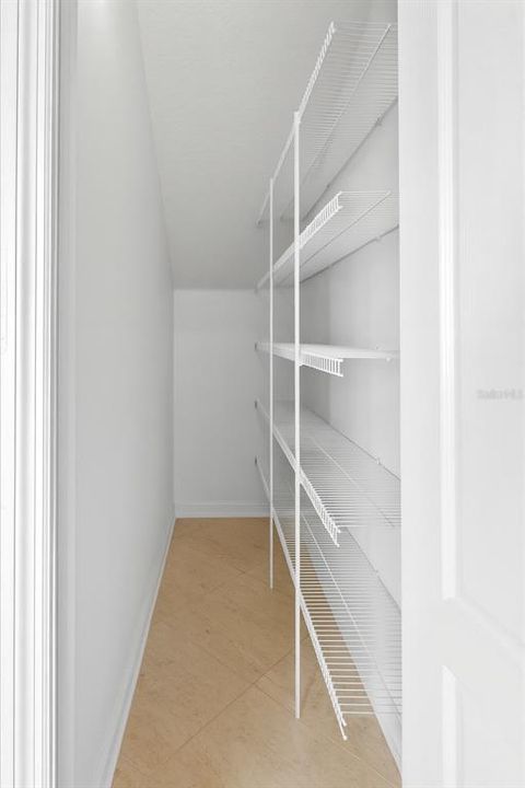 На продажу: $449,000 (5 спален, 3 ванн, 2807 Квадратных фут)