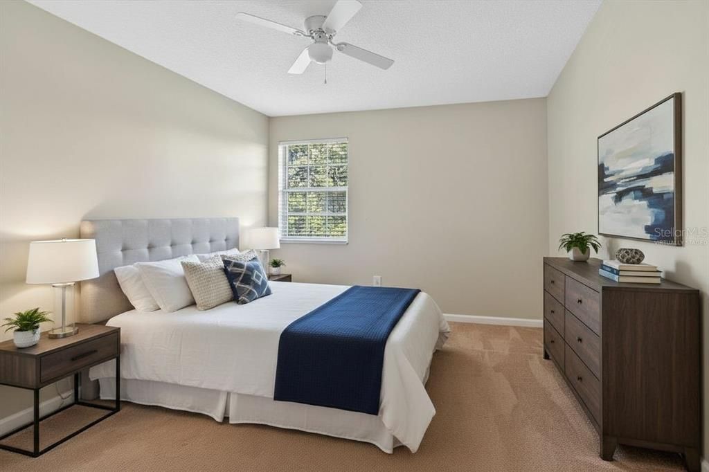 На продажу: $449,000 (5 спален, 3 ванн, 2807 Квадратных фут)