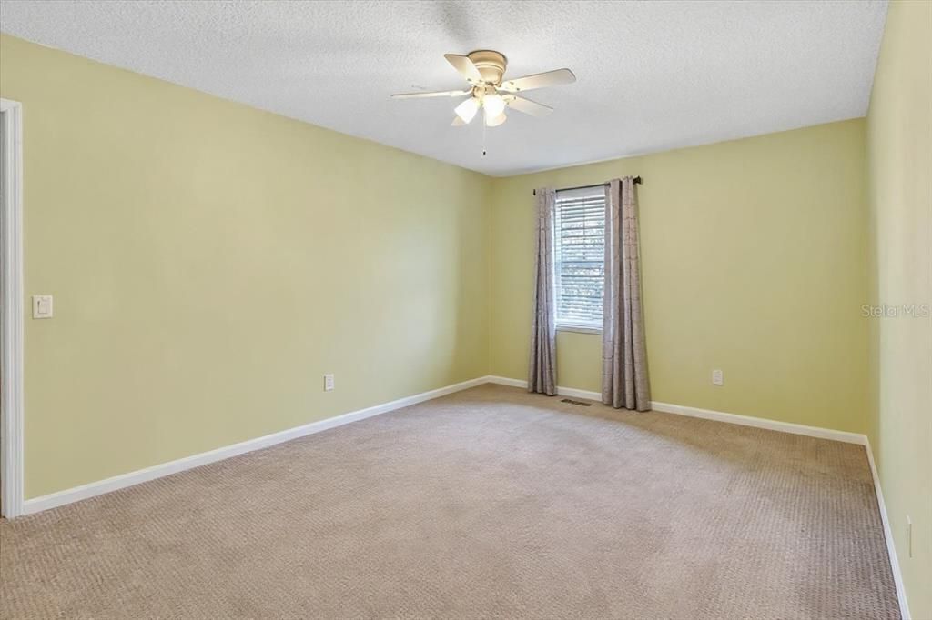 На продажу: $449,000 (5 спален, 3 ванн, 2807 Квадратных фут)