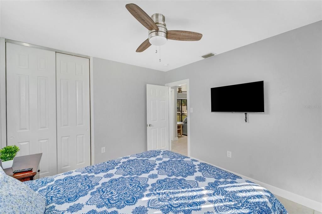 На продажу: $239,000 (3 спален, 2 ванн, 1400 Квадратных фут)