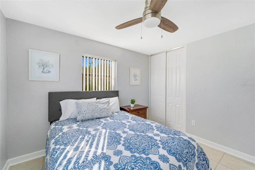 На продажу: $239,000 (3 спален, 2 ванн, 1400 Квадратных фут)