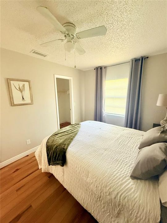 For Rent: $3,200 (4 beds, 2 baths, 2016 Square Feet)