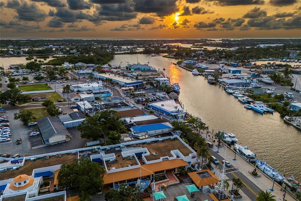 待售: $144,900 (1 贝兹, 1 浴室, 672 平方英尺)