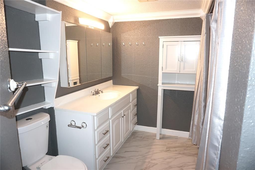 For Sale: $479,900 (3 beds, 2 baths, 1441 Square Feet)