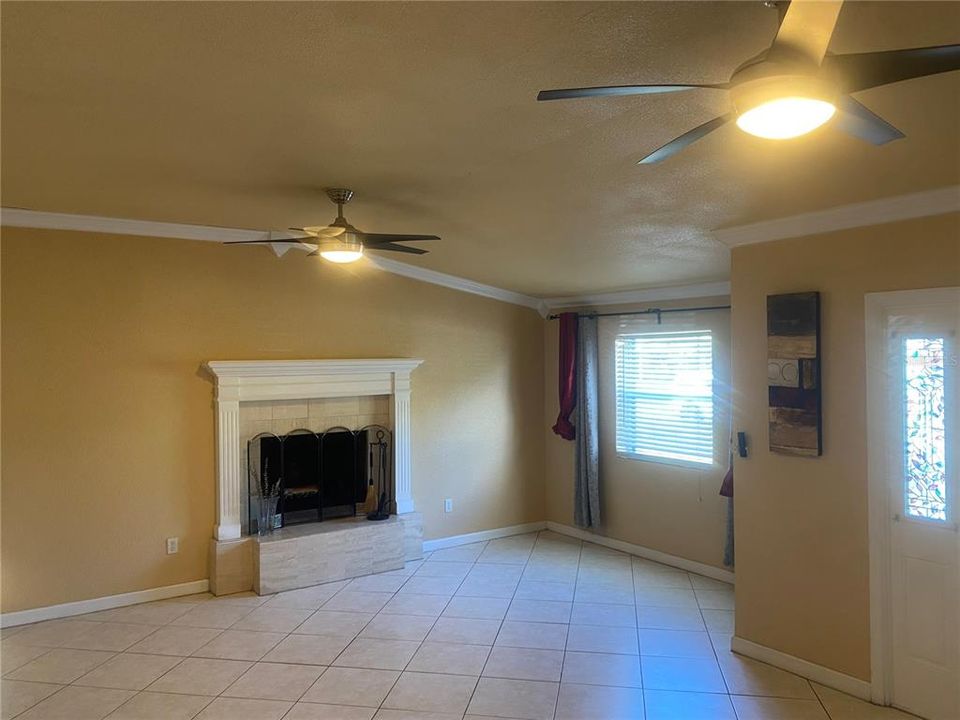 For Sale: $479,900 (3 beds, 2 baths, 1441 Square Feet)