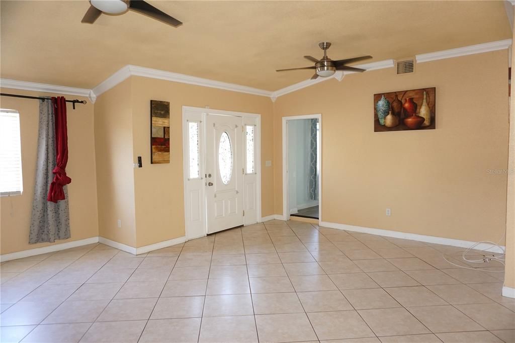 For Sale: $479,900 (3 beds, 2 baths, 1441 Square Feet)