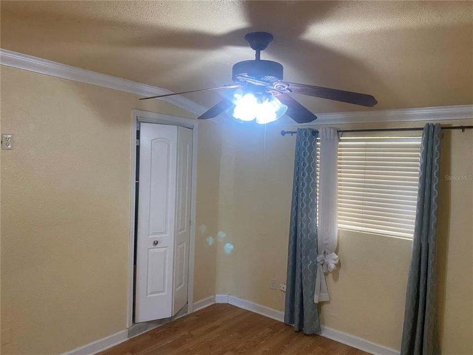 For Sale: $479,900 (3 beds, 2 baths, 1441 Square Feet)