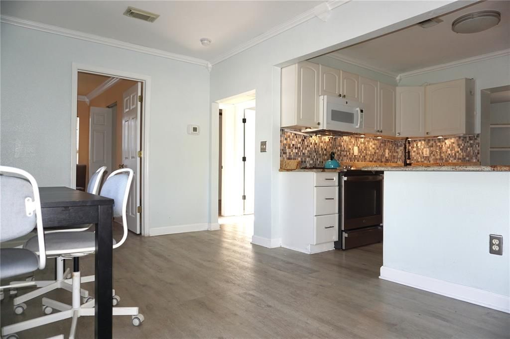 For Sale: $479,900 (3 beds, 2 baths, 1441 Square Feet)