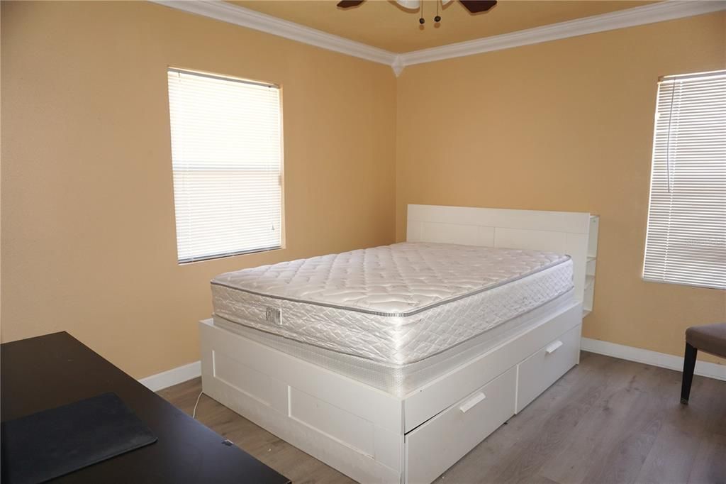 For Sale: $479,900 (3 beds, 2 baths, 1441 Square Feet)