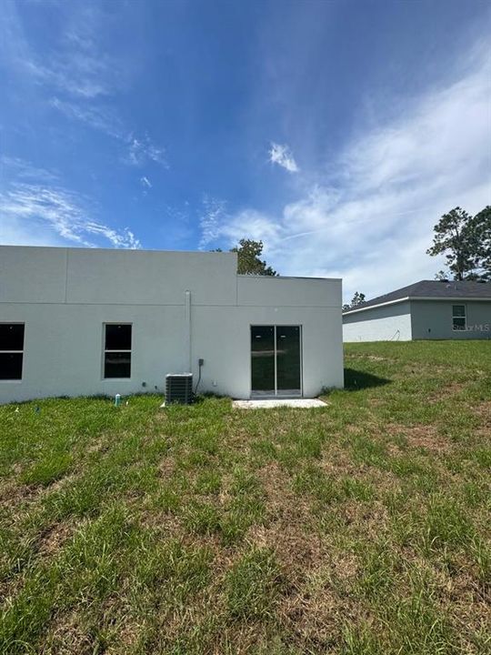 For Rent: $1,750 (3 beds, 2 baths, 1350 Square Feet)