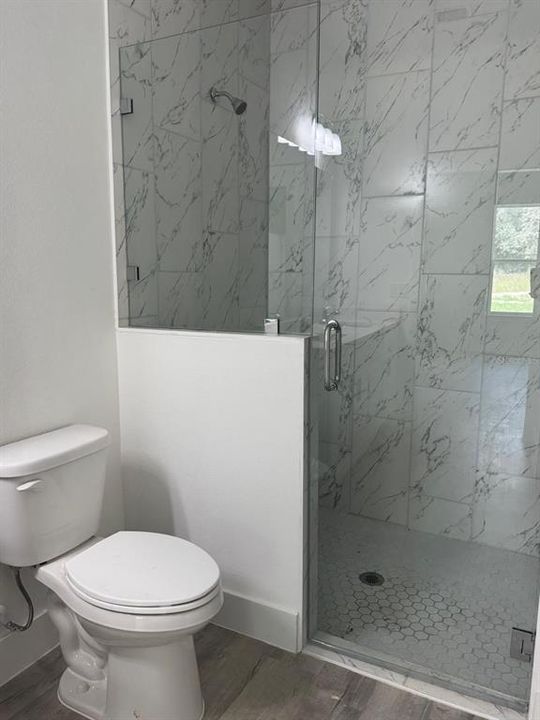 For Rent: $1,750 (3 beds, 2 baths, 1350 Square Feet)