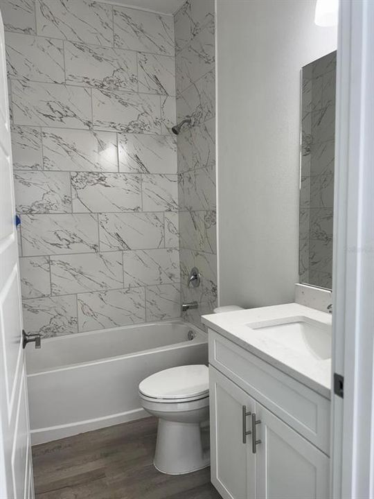 For Rent: $1,750 (3 beds, 2 baths, 1350 Square Feet)