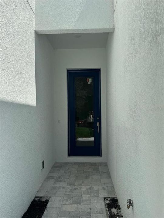 For Rent: $1,750 (3 beds, 2 baths, 1350 Square Feet)