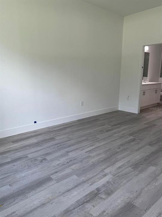 For Rent: $1,750 (3 beds, 2 baths, 1350 Square Feet)