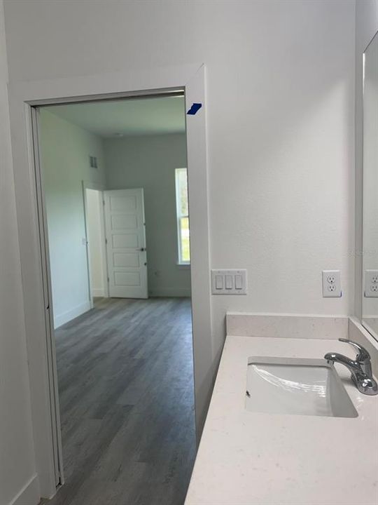 For Rent: $1,750 (3 beds, 2 baths, 1350 Square Feet)