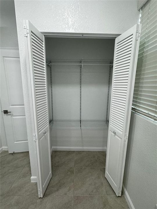 For Sale: $625,000 (5 beds, 3 baths, 2380 Square Feet)