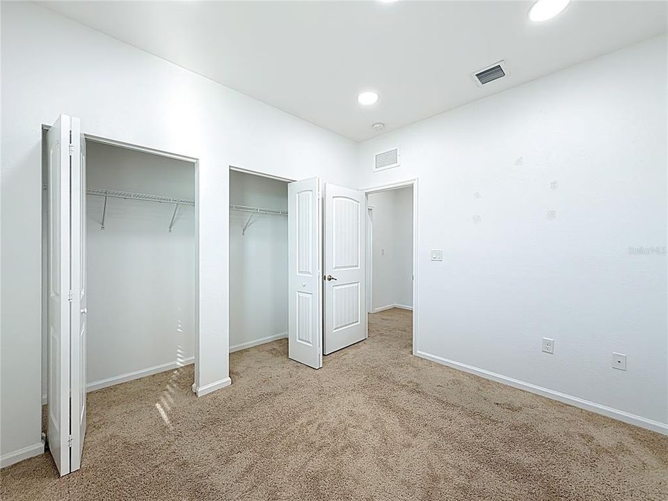 For Sale: $625,000 (5 beds, 3 baths, 2380 Square Feet)