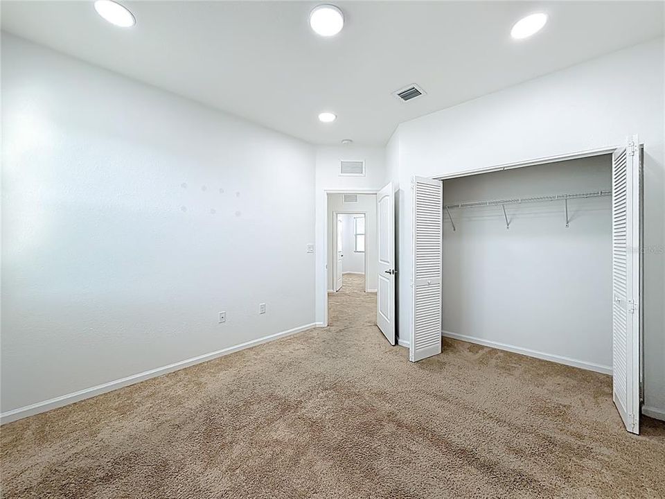 For Sale: $625,000 (5 beds, 3 baths, 2380 Square Feet)