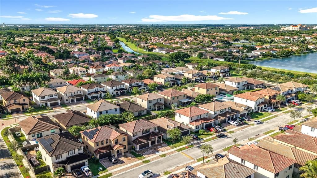 For Sale: $625,000 (5 beds, 3 baths, 2380 Square Feet)