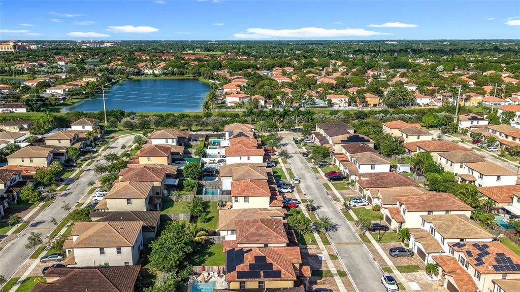 For Sale: $625,000 (5 beds, 3 baths, 2380 Square Feet)