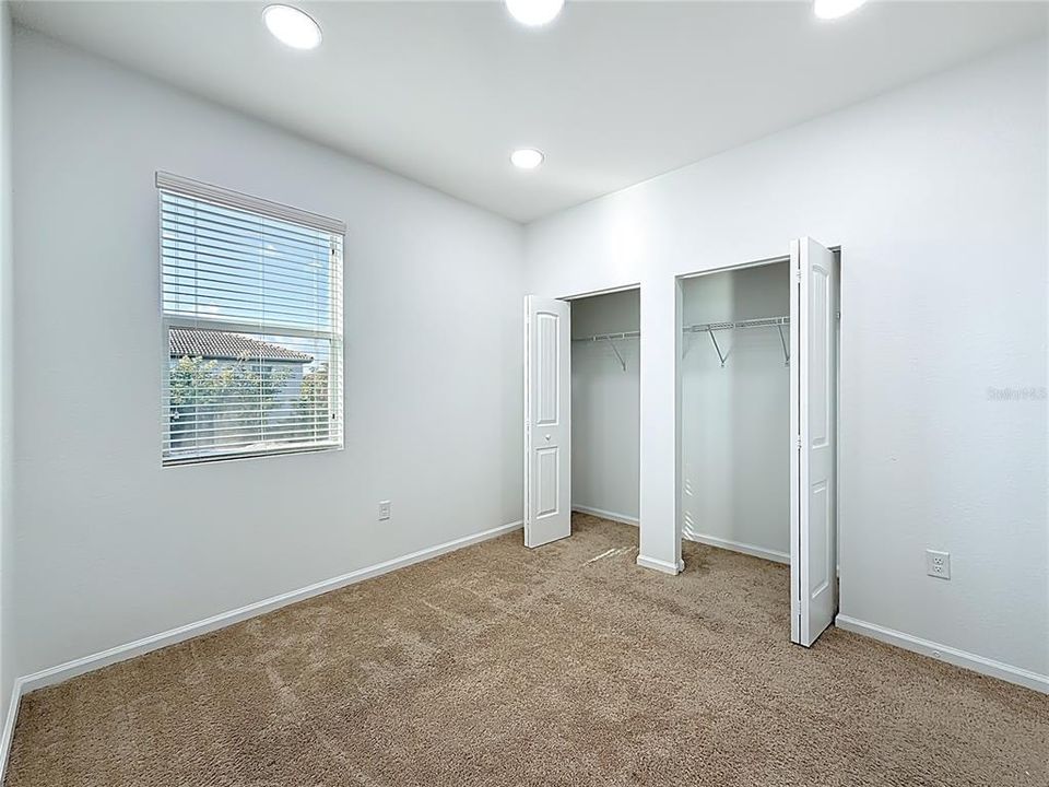 For Sale: $625,000 (5 beds, 3 baths, 2380 Square Feet)