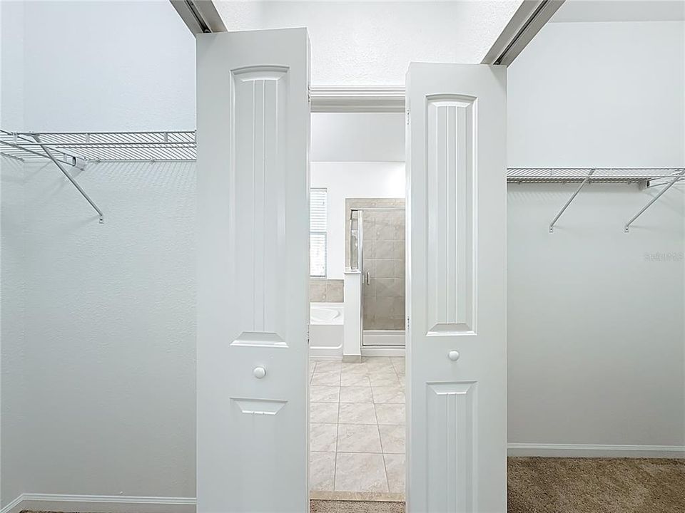 For Sale: $625,000 (5 beds, 3 baths, 2380 Square Feet)