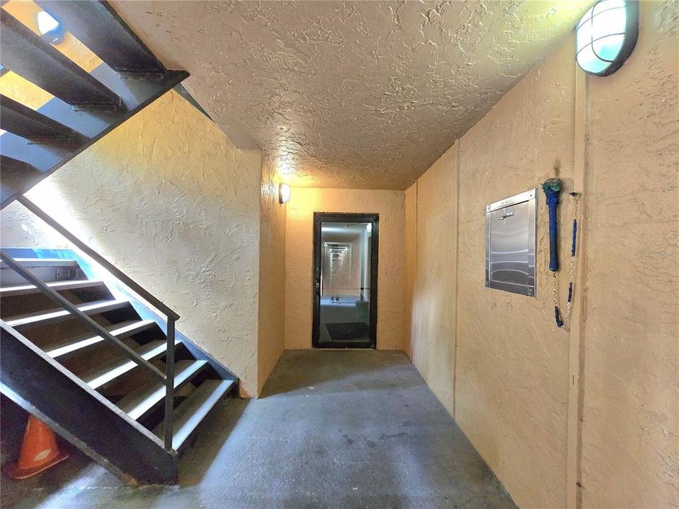 Active With Contract: $150,000 (2 beds, 2 baths, 1083 Square Feet)