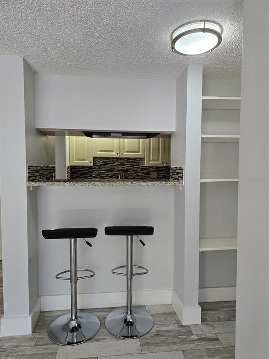 Active With Contract: $150,000 (2 beds, 2 baths, 1083 Square Feet)