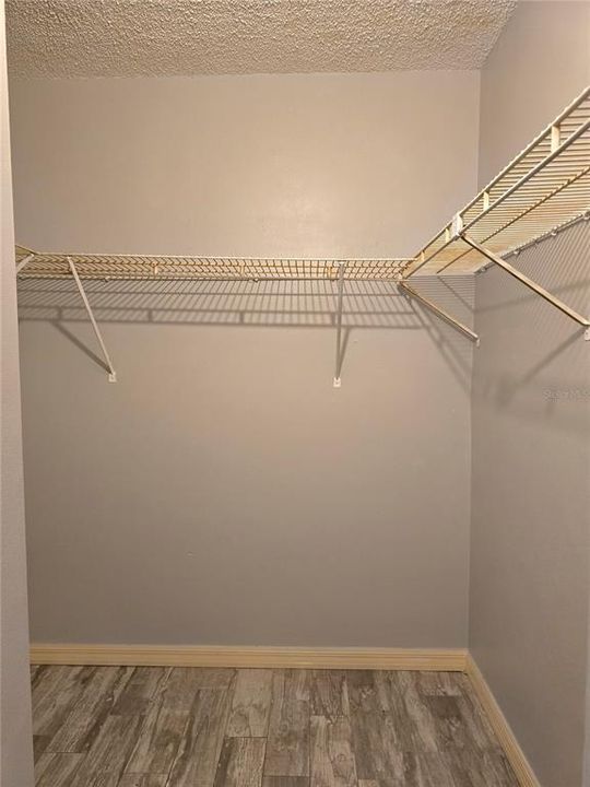 Active With Contract: $150,000 (2 beds, 2 baths, 1083 Square Feet)