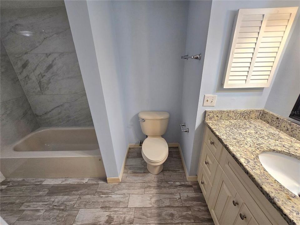 Active With Contract: $150,000 (2 beds, 2 baths, 1083 Square Feet)