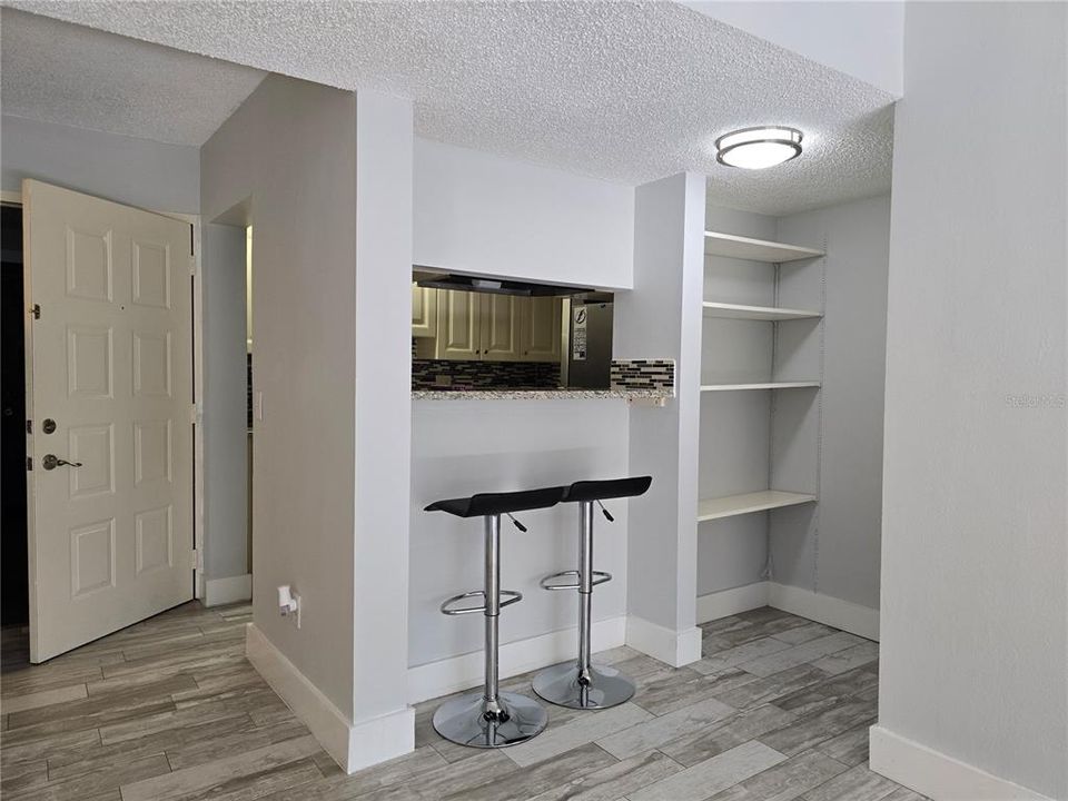 Active With Contract: $150,000 (2 beds, 2 baths, 1083 Square Feet)