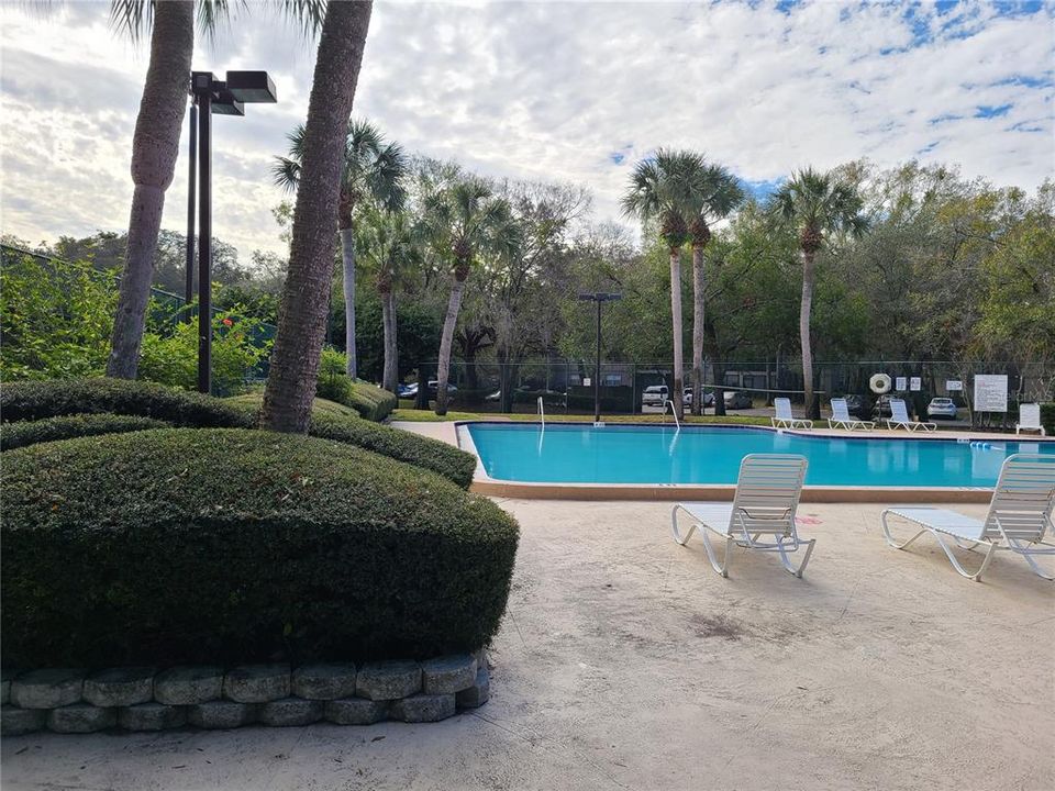 Active With Contract: $150,000 (2 beds, 2 baths, 1083 Square Feet)